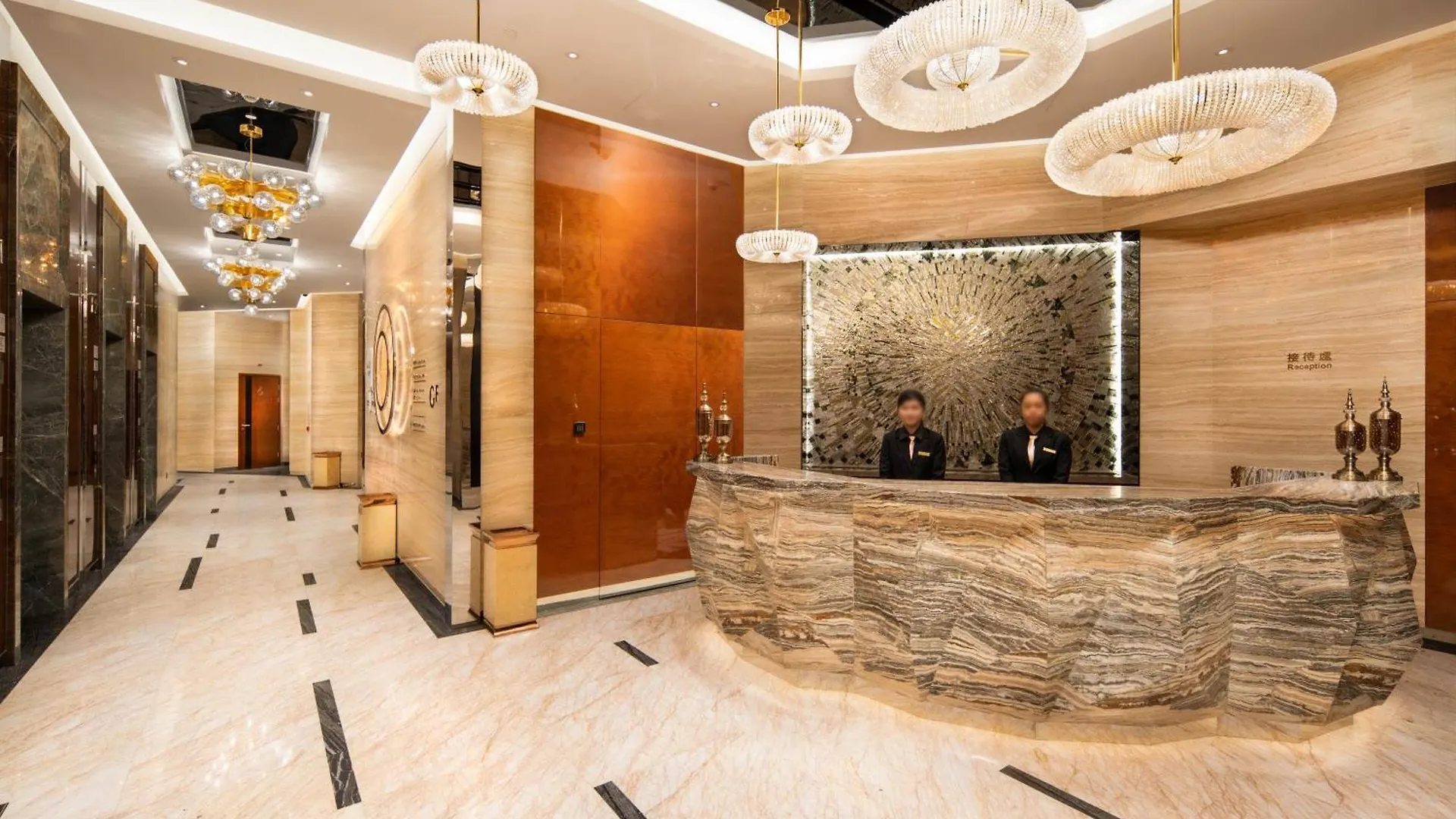 China Dragon Hotel Macao 2*,  Cina