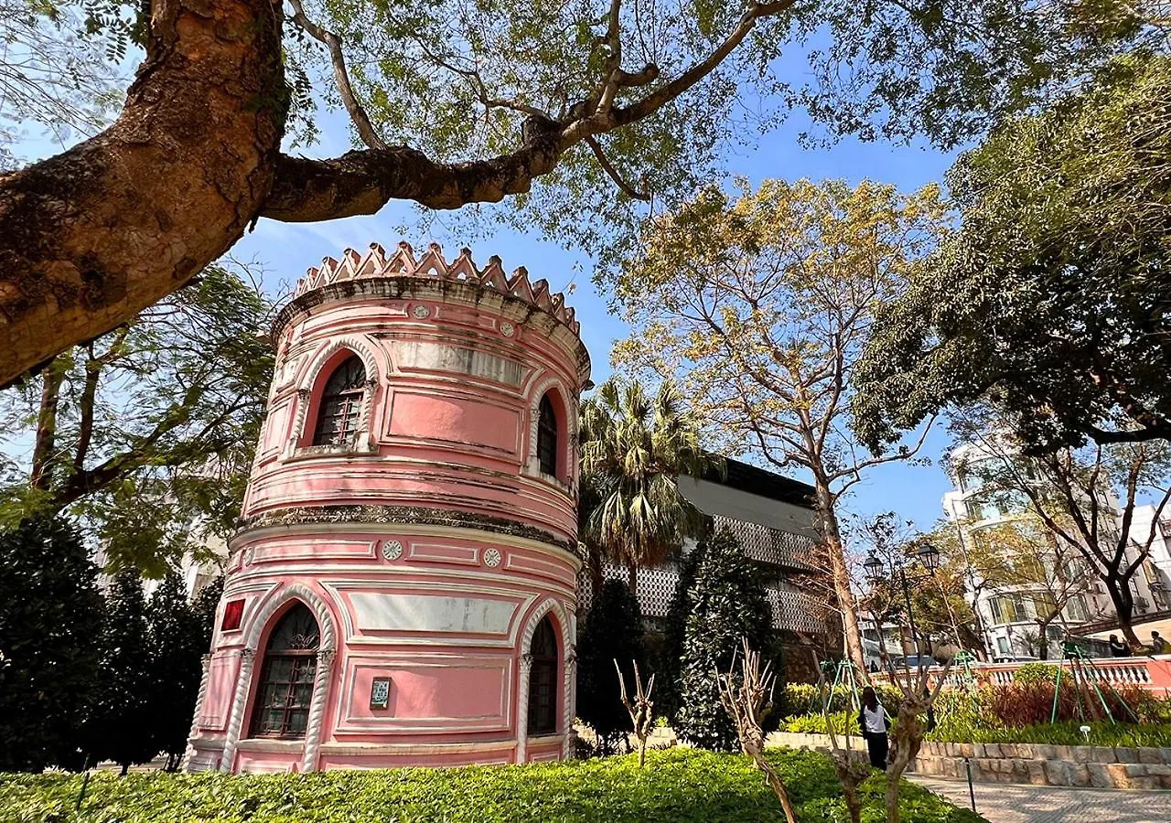 **  China Dragon Hotel Macao China